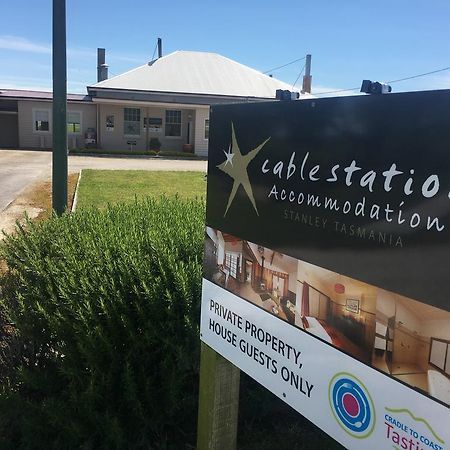 Cable Station Accommodation Стенли Екстериор снимка